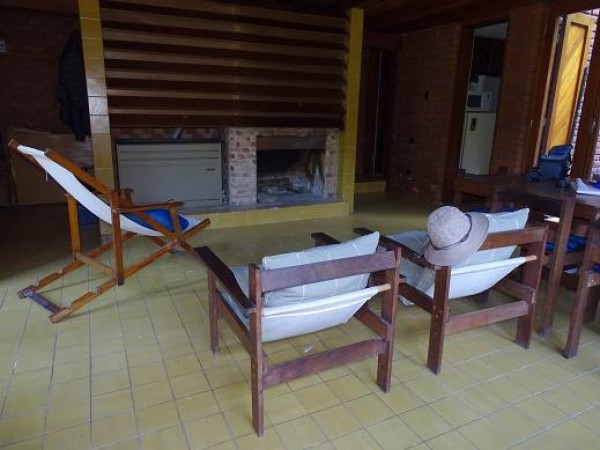 ORIGINAL CHALET EN EL BOSQUE DE PERALTA RAMOS