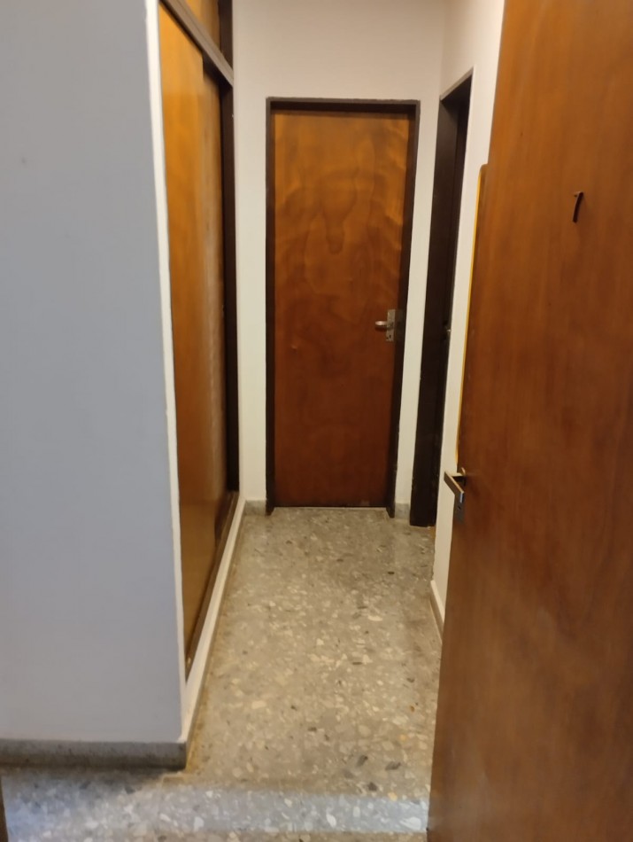 DEPARTAMENTO A LA CALLE 2 AMBIENTES  A 200 METROS DEL MAR 