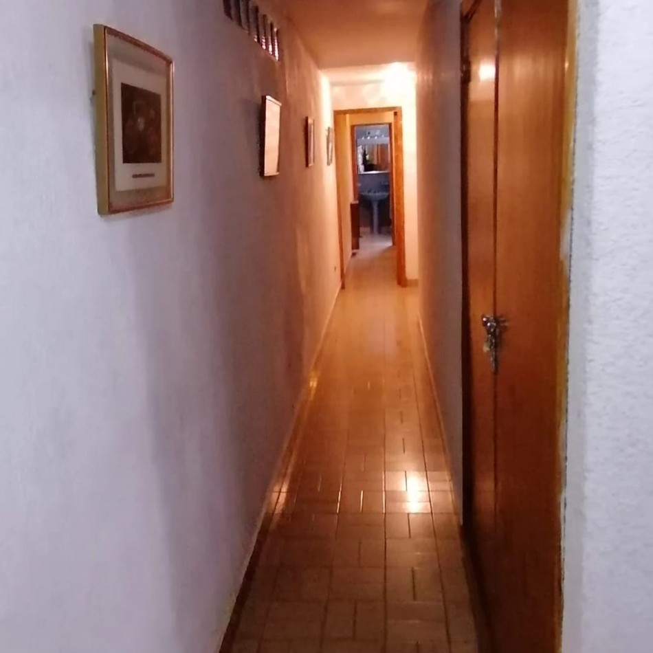 CHALET DE 4 DORMITORIOS Y 3 BAÑOS EN FARO NORTE