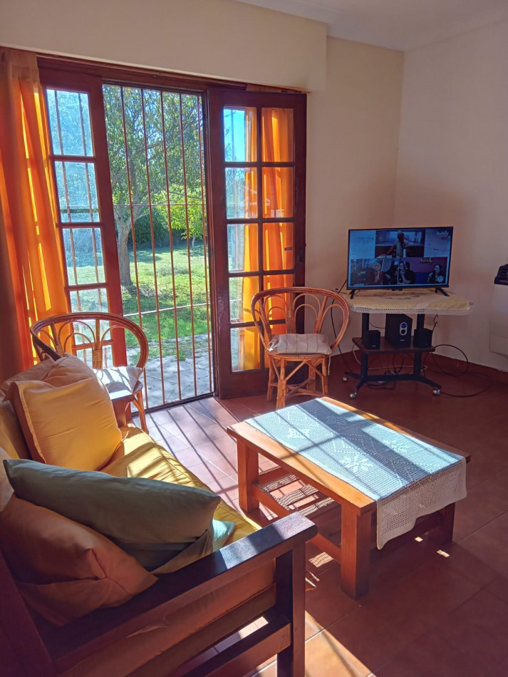 CHALET EN 2 PLANTAS Y CON DOS LOTES.